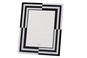 CORNICE GEOMETRIC